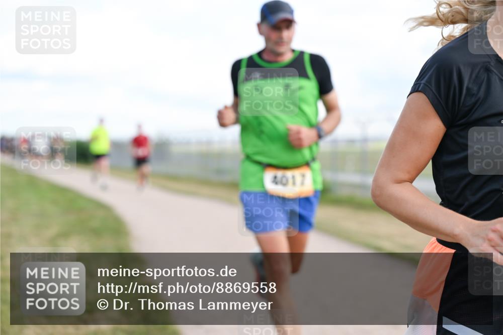 14.09.2025 - Airport Race Dr. Thomas Lammeyer http://msf.ph/oto/8869558 14.09.2025 12:13:54 Laufen 4017 meine-sportfotos.de