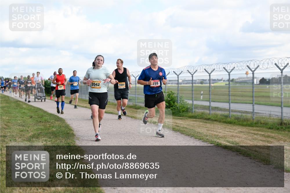 14.09.2025 - Airport Race Dr. Thomas Lammeyer http://msf.ph/oto/8869635 14.09.2025 12:14:03 Laufen 468, 2042, 1880, 789 meine-sportfotos.de