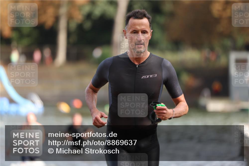 14.09.2025 - Stadtparktriathlon Michael Strokosch http://msf.ph/oto/8869637 14.09.2025 10:54:46 Schwimmen 900, 916 meine-sportfotos.de