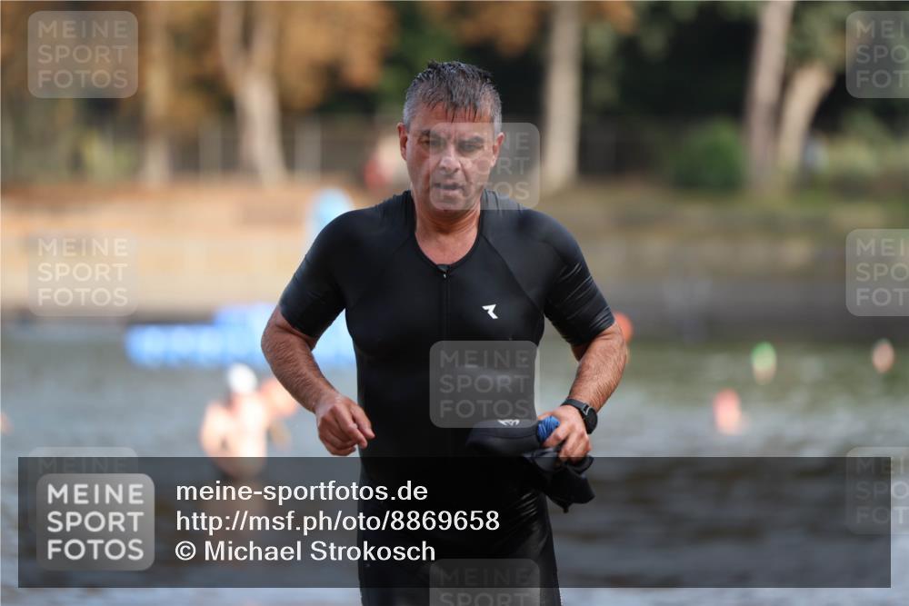 14.09.2025 - Stadtparktriathlon Michael Strokosch http://msf.ph/oto/8869658 14.09.2025 10:55:00 Schwimmen 892 meine-sportfotos.de