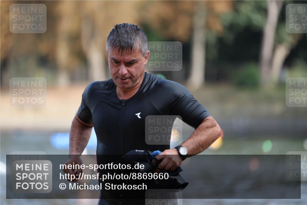 14.09.2025 - Stadtparktriathlon Michael Strokosch http://msf.ph/oto/8869660 14.09.2025 10:55:01 Schwimmen 892 meine-sportfotos.de