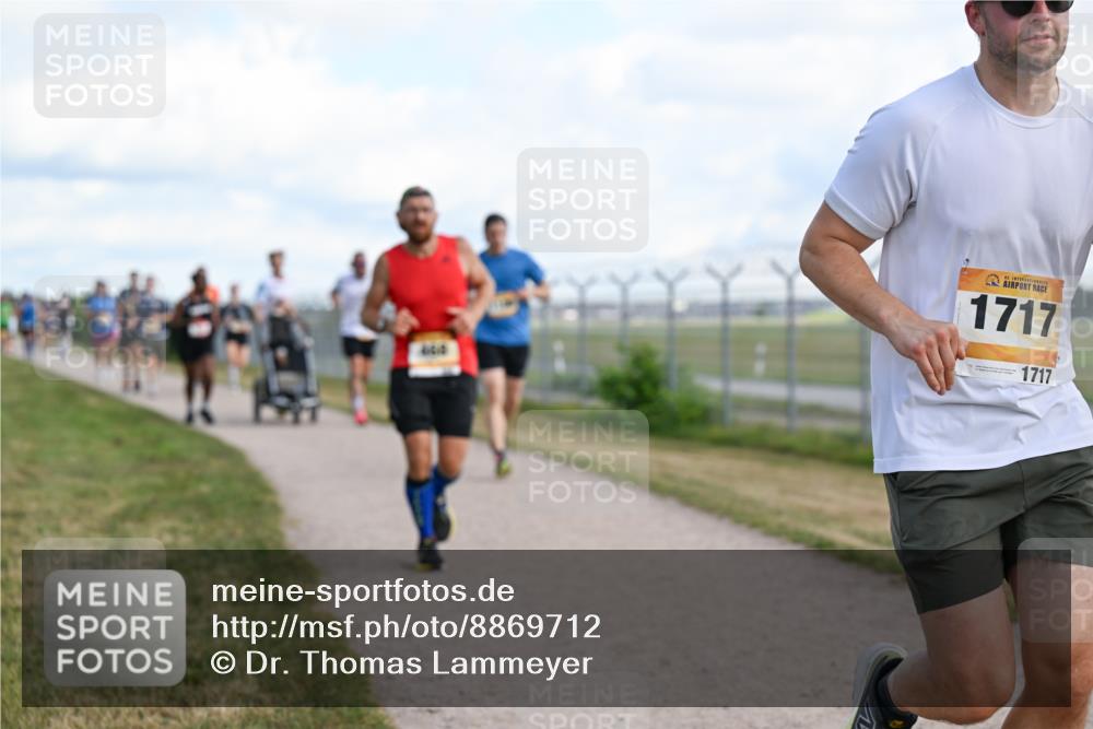 14.09.2025 - Airport Race Dr. Thomas Lammeyer http://msf.ph/oto/8869712 14.09.2025 12:14:07 Laufen 41010, 1717, 1717 meine-sportfotos.de