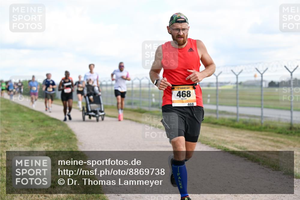 14.09.2025 - Airport Race Dr. Thomas Lammeyer http://msf.ph/oto/8869738 14.09.2025 12:14:09 Laufen 468, 468 meine-sportfotos.de