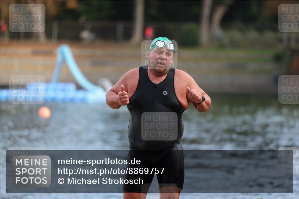 14.09.2025 - Stadtparktriathlon Michael Strokosch http://msf.ph/oto/8869757 14.09.2025 10:56:44 Schwimmen 857 meine-sportfotos.de
