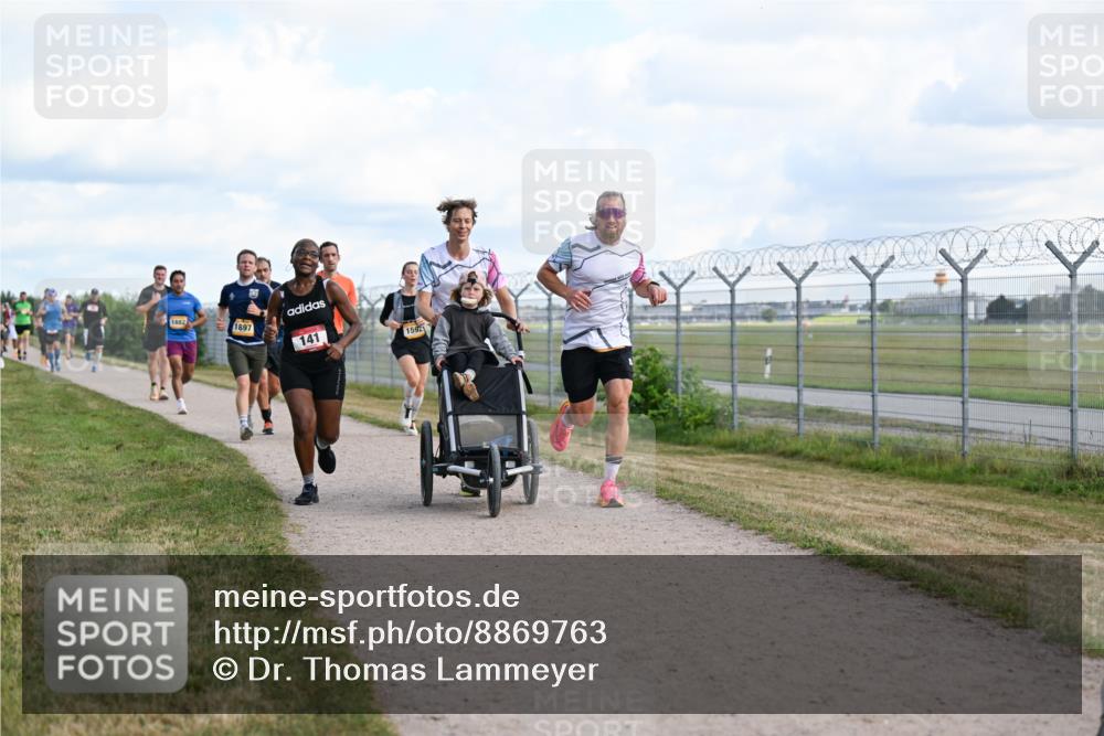 14.09.2025 - Airport Race Dr. Thomas Lammeyer http://msf.ph/oto/8869763 14.09.2025 12:14:11 Laufen 1882, 1897, 141, 1592 meine-sportfotos.de