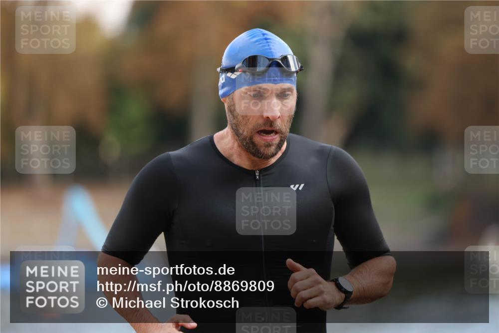 14.09.2025 - Stadtparktriathlon Michael Strokosch http://msf.ph/oto/8869809 14.09.2025 10:57:39 Schwimmen 824 meine-sportfotos.de