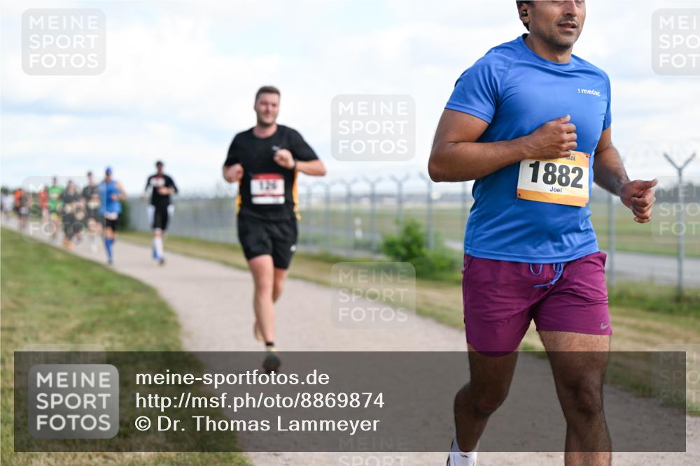 14.09.2025 - Airport Race Dr. Thomas Lammeyer http://msf.ph/oto/8869874 14.09.2025 12:14:18 Laufen 126, 1882 meine-sportfotos.de