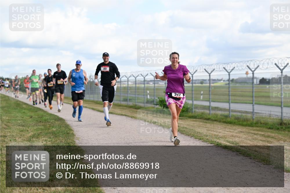 14.09.2025 - Airport Race Dr. Thomas Lammeyer http://msf.ph/oto/8869918 14.09.2025 12:14:21 Laufen 80, 242 meine-sportfotos.de