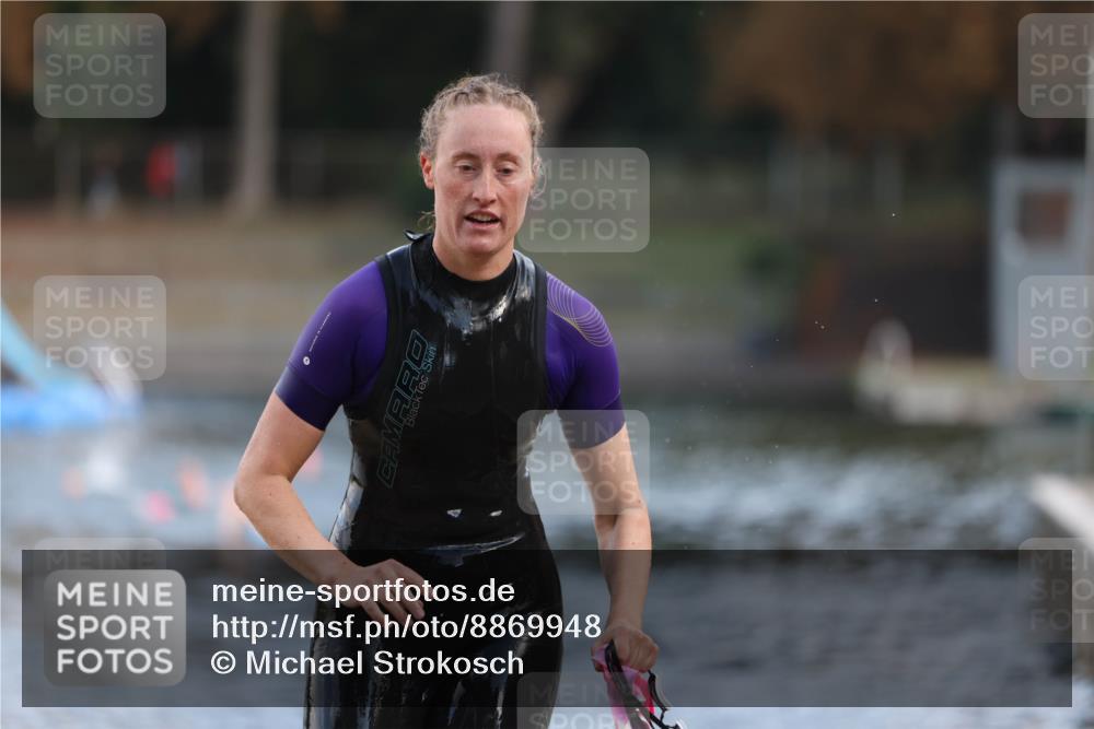 14.09.2025 - Stadtparktriathlon Michael Strokosch http://msf.ph/oto/8869948 14.09.2025 11:10:22 Schwimmen 943 meine-sportfotos.de