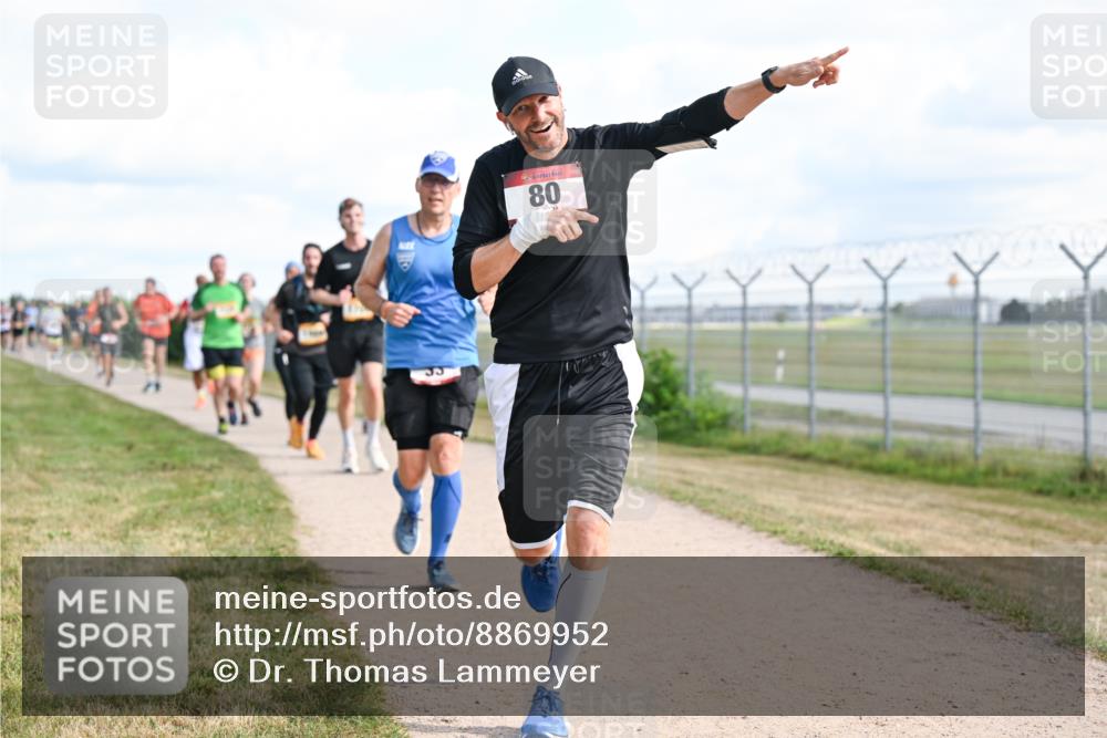 14.09.2025 - Airport Race Dr. Thomas Lammeyer http://msf.ph/oto/8869952 14.09.2025 12:14:24 Laufen 80 meine-sportfotos.de