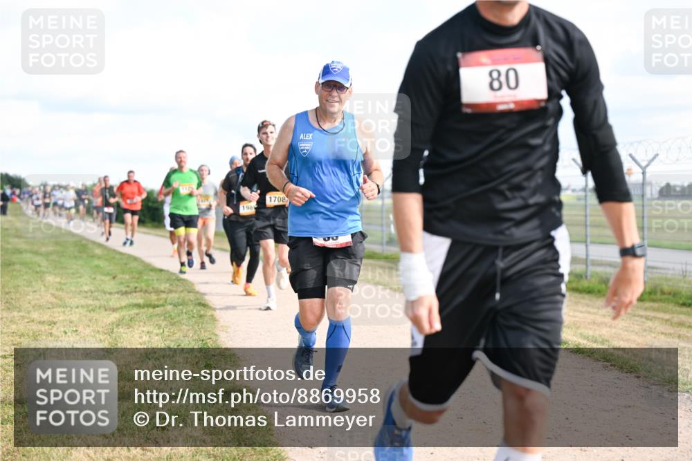 14.09.2025 - Airport Race Dr. Thomas Lammeyer http://msf.ph/oto/8869958 14.09.2025 12:14:24 Laufen 198, 1708, 80 meine-sportfotos.de