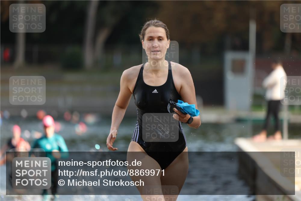14.09.2025 - Stadtparktriathlon Michael Strokosch http://msf.ph/oto/8869971 14.09.2025 11:10:48 Schwimmen 950, 961, 967, 968, 995 meine-sportfotos.de