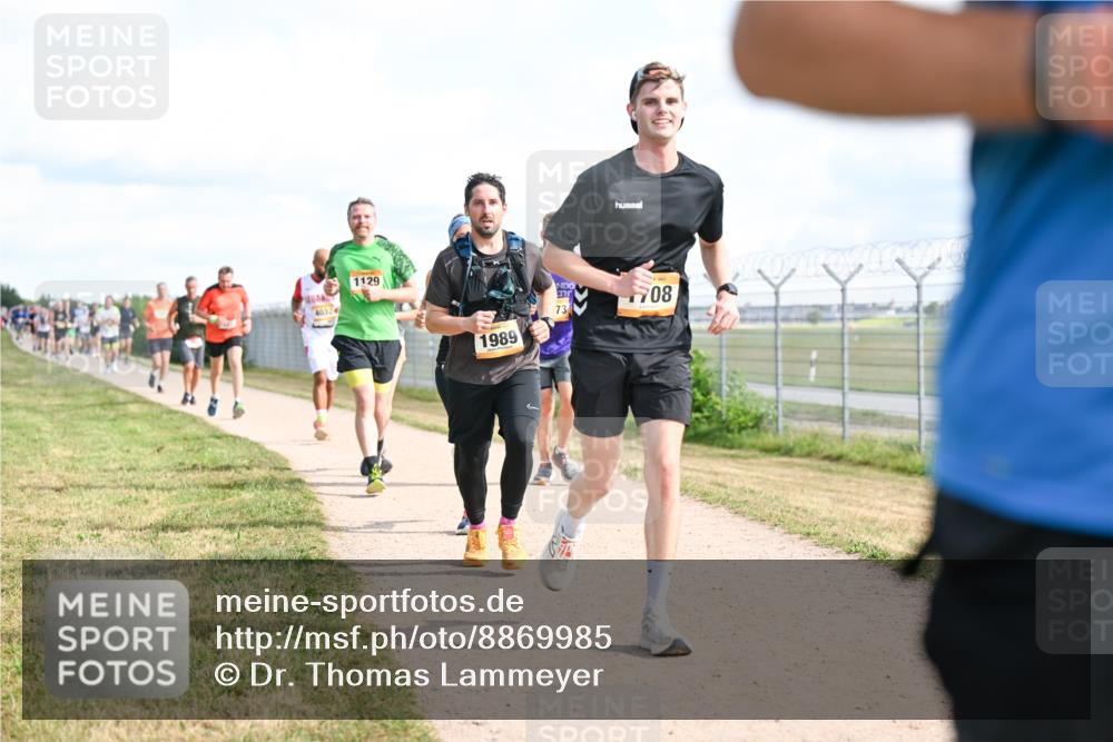 14.09.2025 - Airport Race Dr. Thomas Lammeyer http://msf.ph/oto/8869985 14.09.2025 12:14:26 Laufen 1129, 708, 1989, 73 meine-sportfotos.de