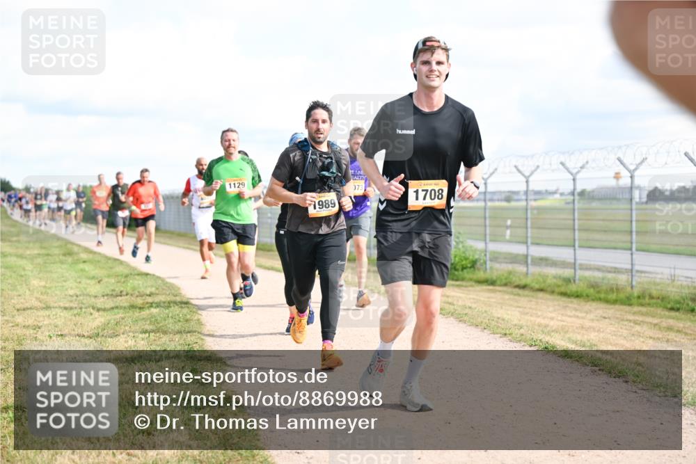 14.09.2025 - Airport Race Dr. Thomas Lammeyer http://msf.ph/oto/8869988 14.09.2025 12:14:26 Laufen 1129, 1989, 073, 1708 meine-sportfotos.de