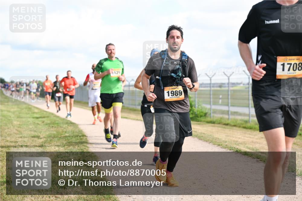 14.09.2025 - Airport Race Dr. Thomas Lammeyer http://msf.ph/oto/8870005 14.09.2025 12:14:27 Laufen 129, 1989, 1708 meine-sportfotos.de