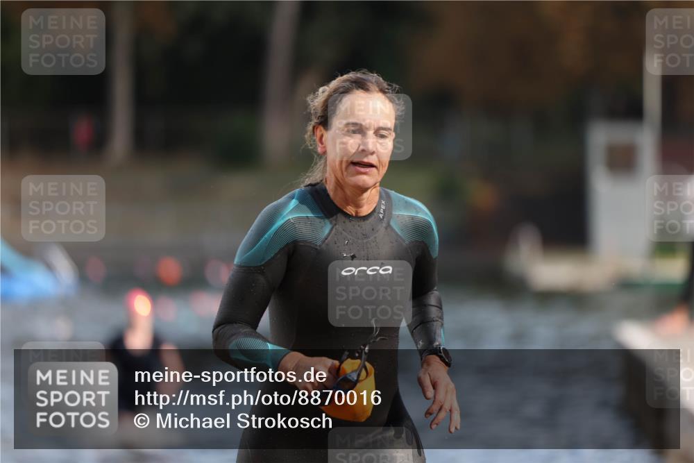 14.09.2025 - Stadtparktriathlon Michael Strokosch http://msf.ph/oto/8870016 14.09.2025 11:11:00 Schwimmen 926, 968, 995 meine-sportfotos.de