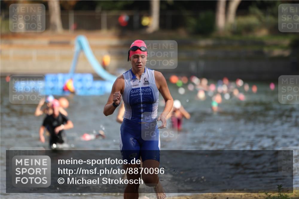 14.09.2025 - Stadtparktriathlon Michael Strokosch http://msf.ph/oto/8870096 14.09.2025 11:11:50 Schwimmen 955, 985, 987, 992 meine-sportfotos.de