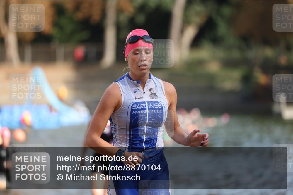 14.09.2025 - Stadtparktriathlon Michael Strokosch http://msf.ph/oto/8870104 14.09.2025 11:11:51 Schwimmen 955, 985, 987, 992 meine-sportfotos.de