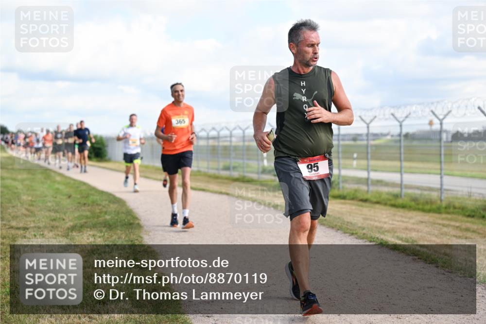 14.09.2025 - Airport Race Dr. Thomas Lammeyer http://msf.ph/oto/8870119 14.09.2025 12:14:34 Laufen 365, 95 meine-sportfotos.de