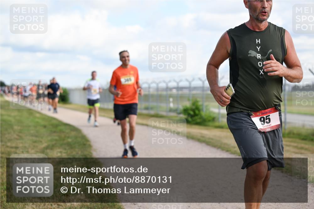 14.09.2025 - Airport Race Dr. Thomas Lammeyer http://msf.ph/oto/8870131 14.09.2025 12:14:35 Laufen 95 meine-sportfotos.de