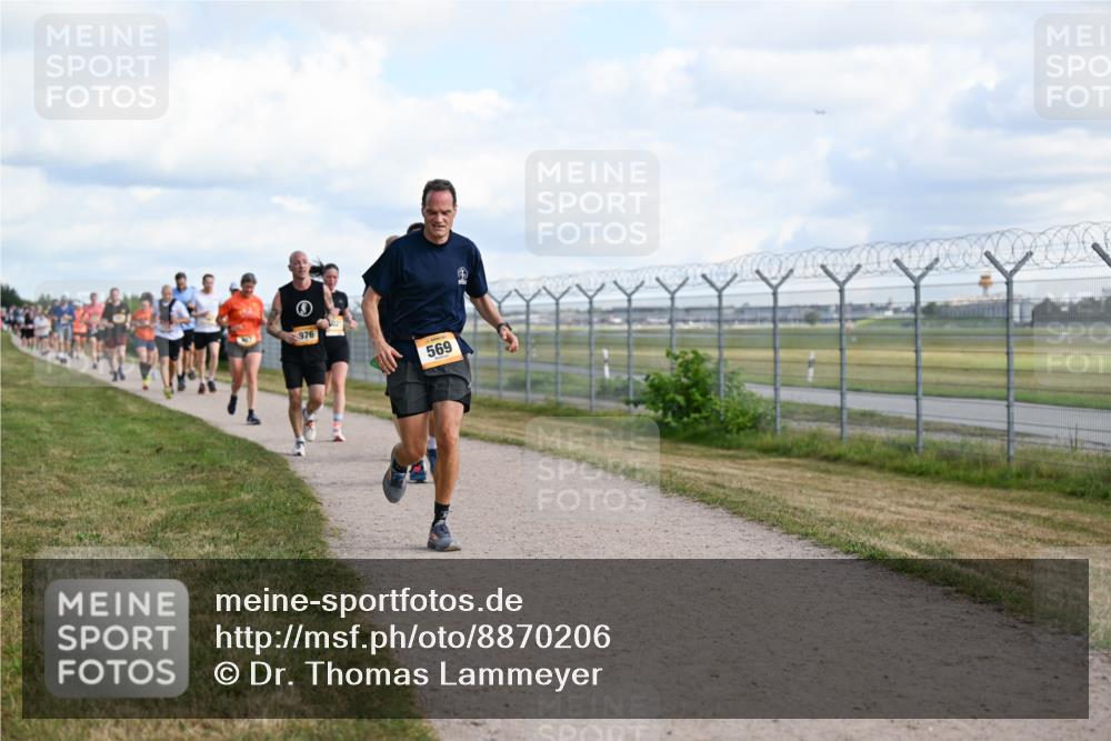 14.09.2025 - Airport Race Dr. Thomas Lammeyer http://msf.ph/oto/8870206 14.09.2025 12:14:41 Laufen 976, 569 meine-sportfotos.de