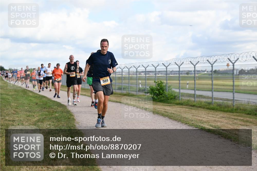 14.09.2025 - Airport Race Dr. Thomas Lammeyer http://msf.ph/oto/8870207 14.09.2025 12:14:42 Laufen 945, 021, 569 meine-sportfotos.de