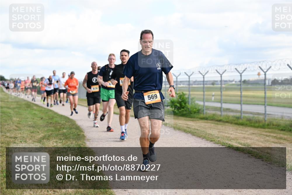 14.09.2025 - Airport Race Dr. Thomas Lammeyer http://msf.ph/oto/8870227 14.09.2025 12:14:43 Laufen 976, 569 meine-sportfotos.de