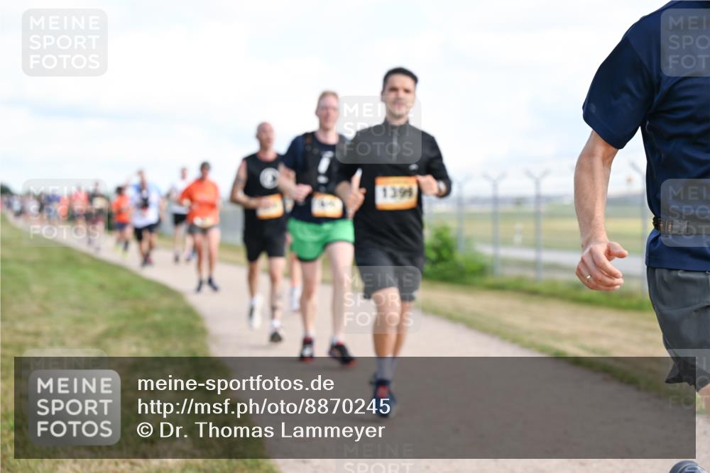 14.09.2025 - Airport Race Dr. Thomas Lammeyer http://msf.ph/oto/8870245 14.09.2025 12:14:44 Laufen 1399 meine-sportfotos.de