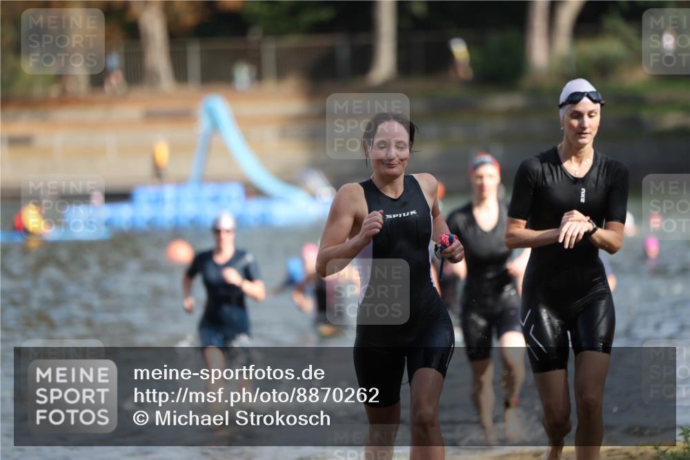 14.09.2025 - Stadtparktriathlon Michael Strokosch http://msf.ph/oto/8870262 14.09.2025 11:12:52 Schwimmen 925, 935, 969, 984, 996, 1009, 1020 meine-sportfotos.de