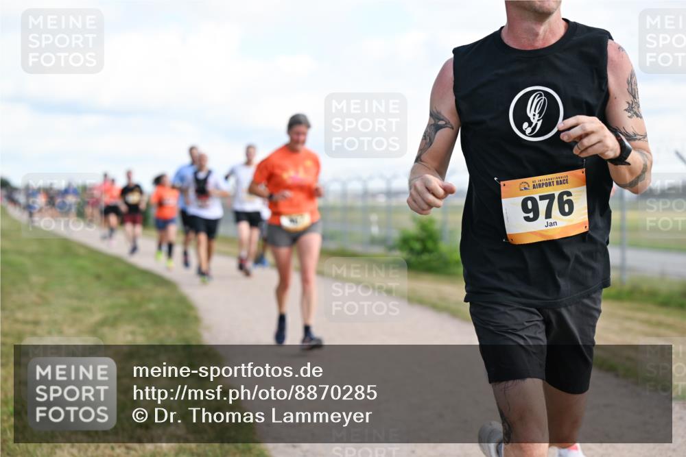 14.09.2025 - Airport Race Dr. Thomas Lammeyer http://msf.ph/oto/8870285 14.09.2025 12:14:47 Laufen 42, 976 meine-sportfotos.de