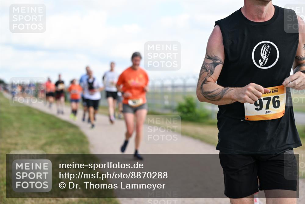 14.09.2025 - Airport Race Dr. Thomas Lammeyer http://msf.ph/oto/8870288 14.09.2025 12:14:47 Laufen 976 meine-sportfotos.de