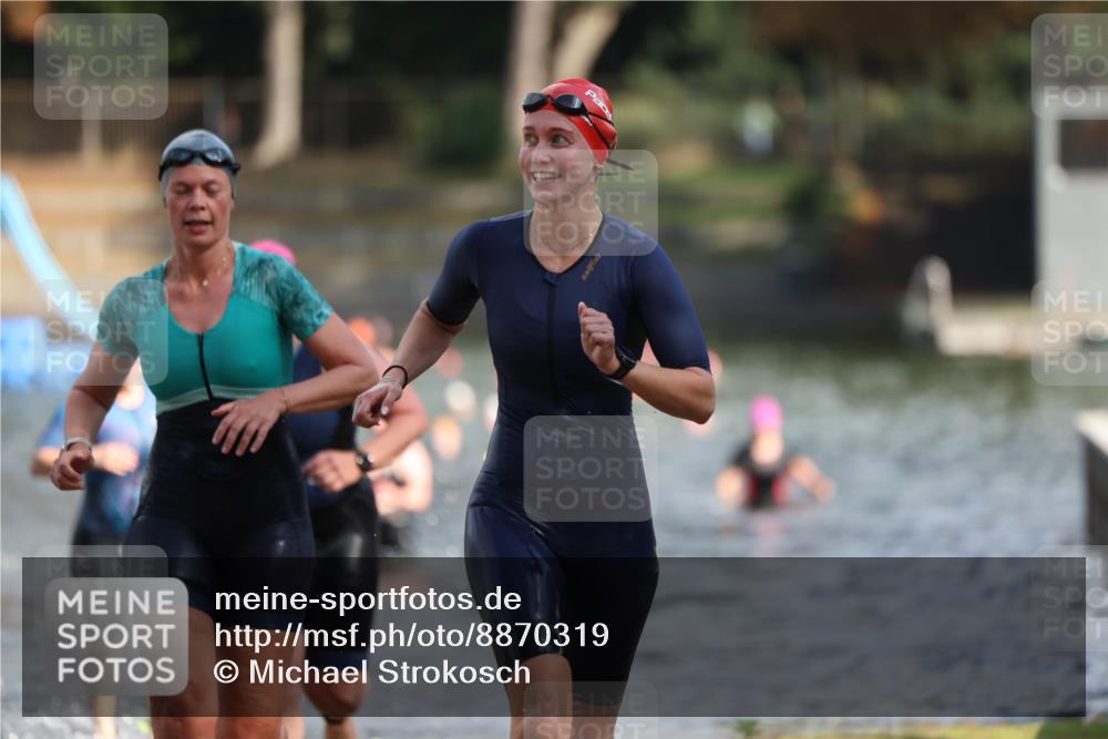 14.09.2025 - Stadtparktriathlon Michael Strokosch http://msf.ph/oto/8870319 14.09.2025 11:13:08 Schwimmen 945, 947, 990, 1001, 1006, 1020 meine-sportfotos.de