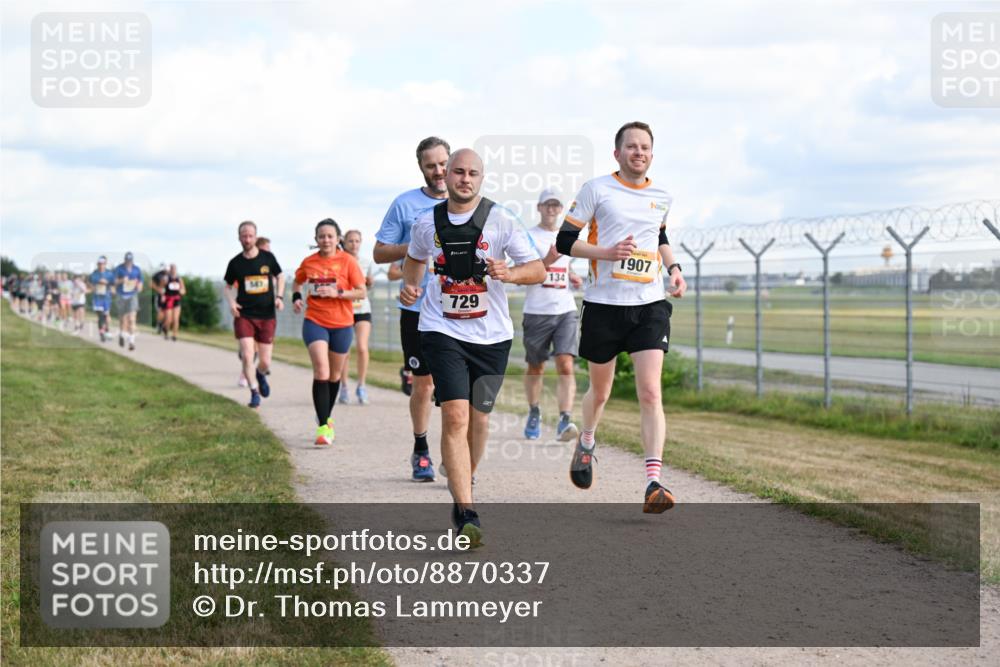14.09.2025 - Airport Race Dr. Thomas Lammeyer http://msf.ph/oto/8870337 14.09.2025 12:14:49 Laufen 729, 134, 907 meine-sportfotos.de
