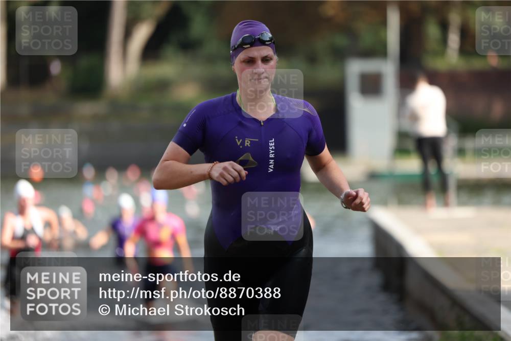 14.09.2025 - Stadtparktriathlon Michael Strokosch http://msf.ph/oto/8870388 14.09.2025 11:13:35 Schwimmen 937, 938, 944, 960, 975, 981, 982, 1018 meine-sportfotos.de