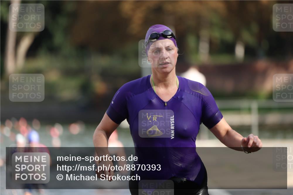 14.09.2025 - Stadtparktriathlon Michael Strokosch http://msf.ph/oto/8870393 14.09.2025 11:13:36 Schwimmen 937, 938, 944, 960, 981, 982, 1018 meine-sportfotos.de