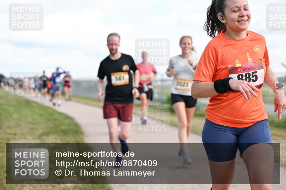 14.09.2025 - Airport Race Dr. Thomas Lammeyer http://msf.ph/oto/8870409 14.09.2025 12:14:53 Laufen 587, 2022, 42, 1814, 985 meine-sportfotos.de
