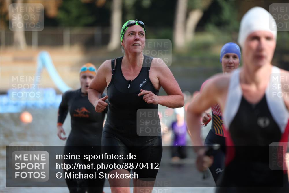 14.09.2025 - Stadtparktriathlon Michael Strokosch http://msf.ph/oto/8870412 14.09.2025 11:13:42 Schwimmen 937, 938, 960, 981, 982 meine-sportfotos.de