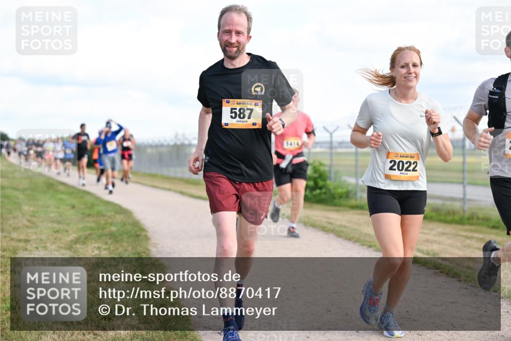 14.09.2025 - Airport Race Dr. Thomas Lammeyer http://msf.ph/oto/8870417 14.09.2025 12:14:54 Laufen 587, 1414, 2022 meine-sportfotos.de