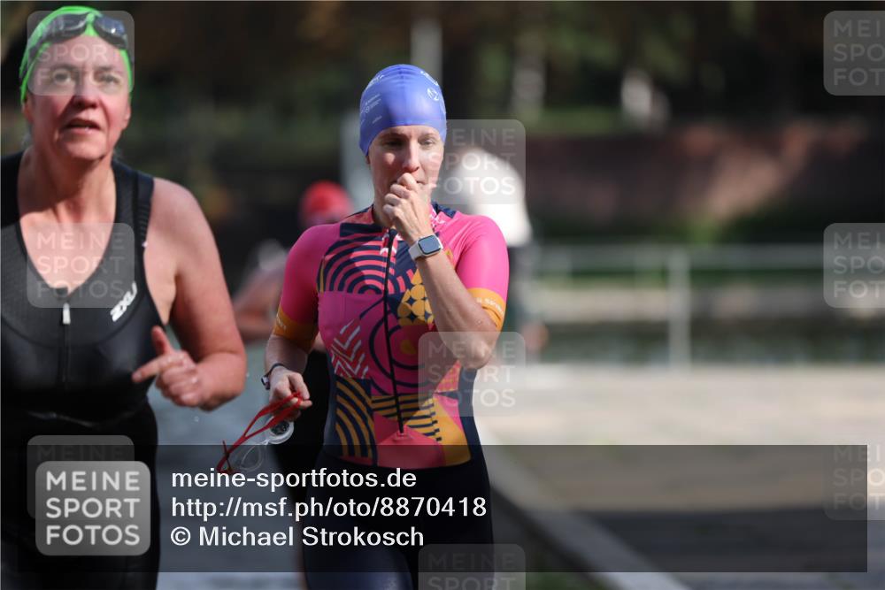 14.09.2025 - Stadtparktriathlon Michael Strokosch http://msf.ph/oto/8870418 14.09.2025 11:13:43 Schwimmen 937, 938, 960, 981, 982 meine-sportfotos.de