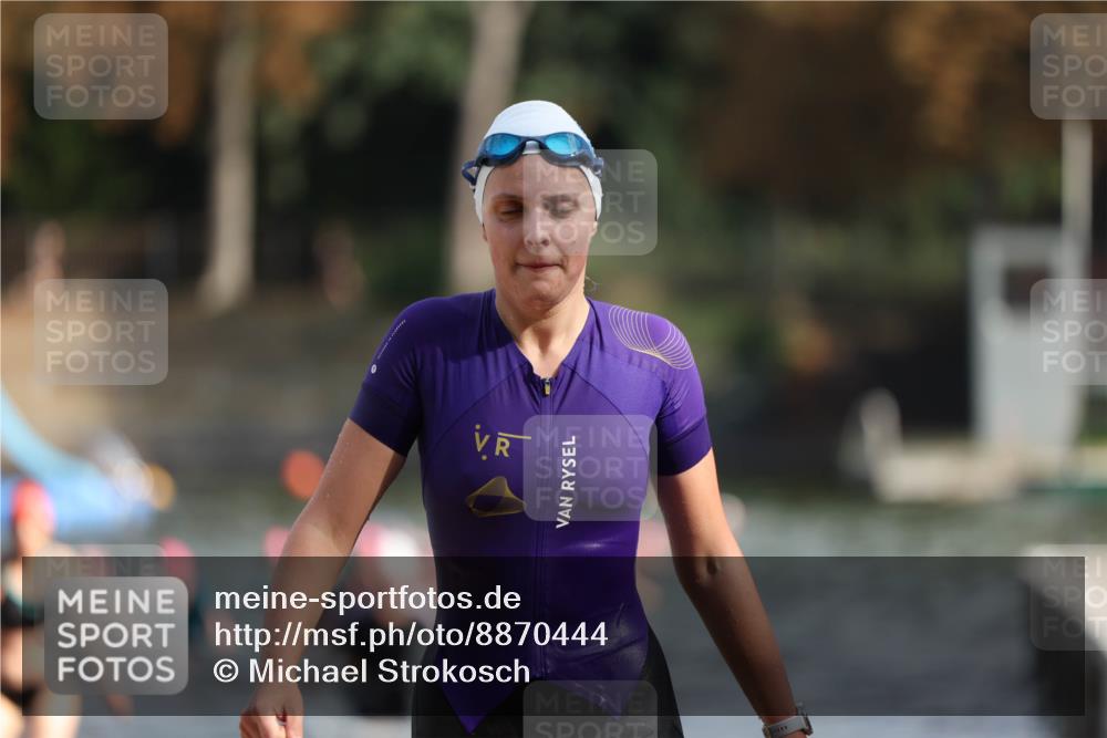 14.09.2025 - Stadtparktriathlon Michael Strokosch http://msf.ph/oto/8870444 14.09.2025 11:13:58 Schwimmen 929, 949, 1002, 1007 meine-sportfotos.de