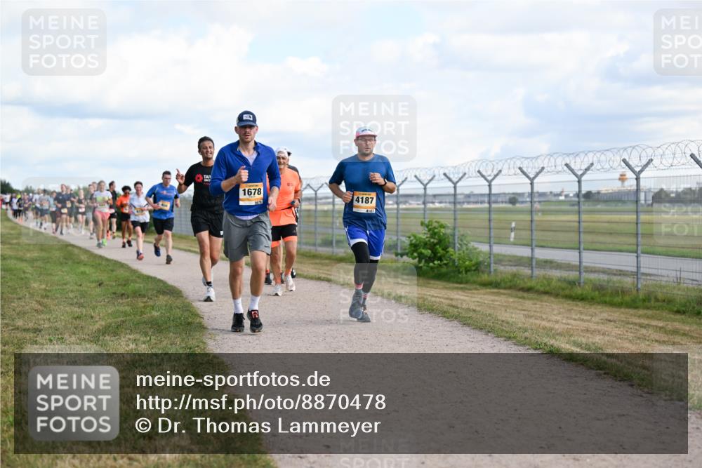 14.09.2025 - Airport Race Dr. Thomas Lammeyer http://msf.ph/oto/8870478 14.09.2025 12:14:58 Laufen 1678, 2, 4187, 4187 meine-sportfotos.de