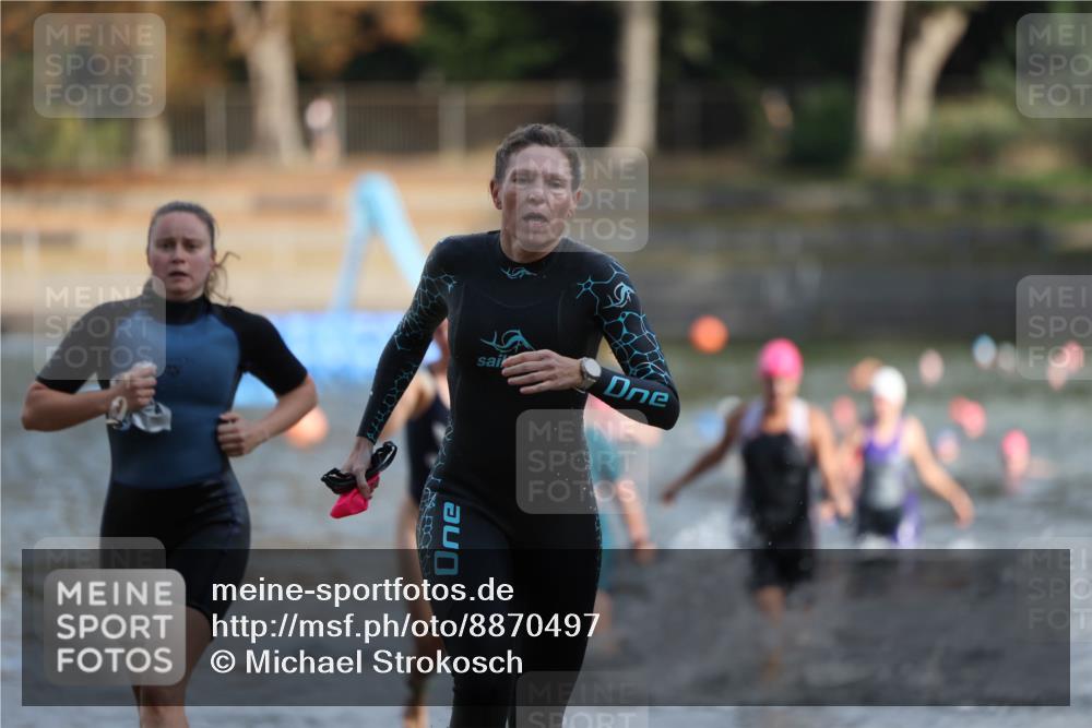 14.09.2025 - Stadtparktriathlon Michael Strokosch http://msf.ph/oto/8870497 14.09.2025 11:14:18 Schwimmen 964, 978, 989, 997 meine-sportfotos.de