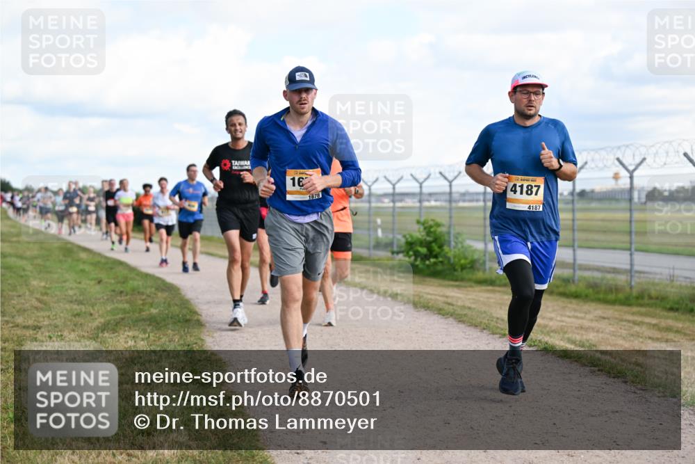 14.09.2025 - Airport Race Dr. Thomas Lammeyer http://msf.ph/oto/8870501 14.09.2025 12:14:59 Laufen 16, 1678, 4187, 4187 meine-sportfotos.de