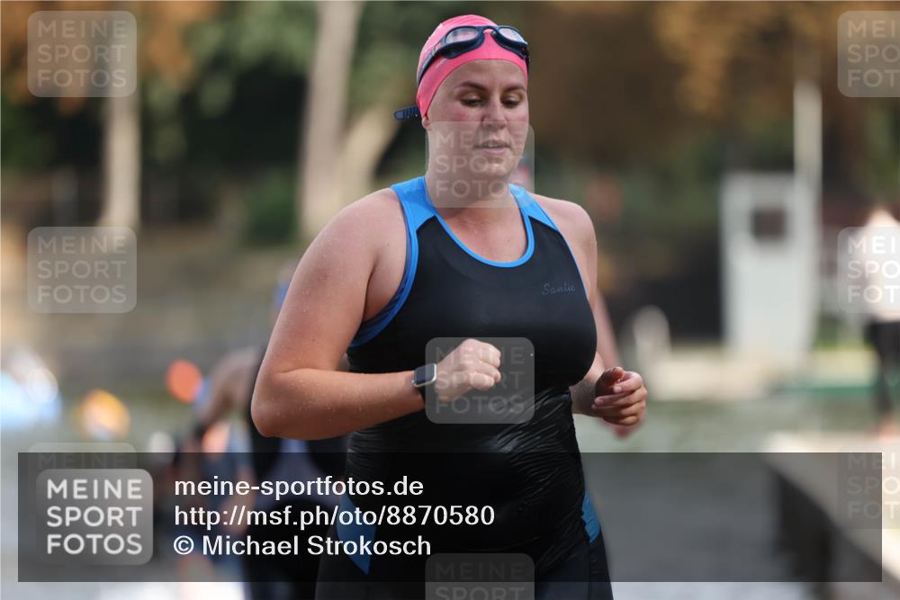 14.09.2025 - Stadtparktriathlon Michael Strokosch http://msf.ph/oto/8870580 14.09.2025 11:14:49 Schwimmen 936, 952, 957, 958, 963, 970 meine-sportfotos.de