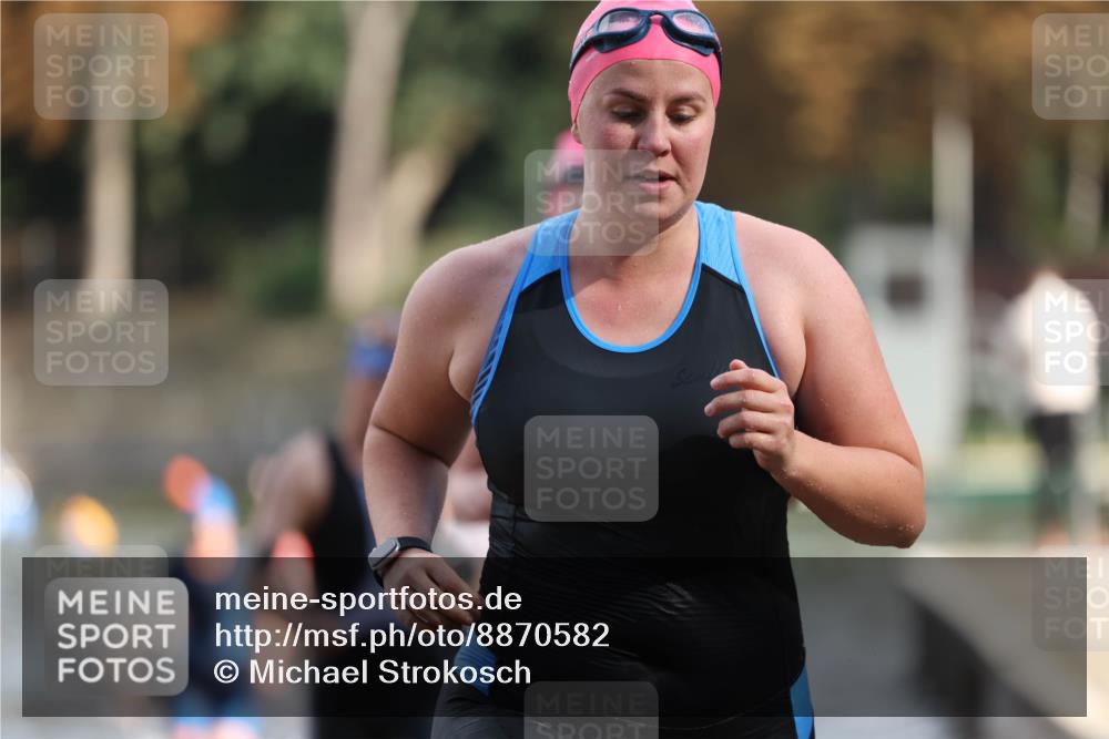 14.09.2025 - Stadtparktriathlon Michael Strokosch http://msf.ph/oto/8870582 14.09.2025 11:14:49 Schwimmen 936, 952, 957, 958, 963, 970 meine-sportfotos.de