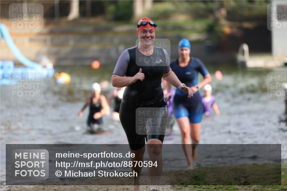 14.09.2025 - Stadtparktriathlon Michael Strokosch http://msf.ph/oto/8870594 14.09.2025 11:14:53 Schwimmen 936, 952, 957, 963, 1014 meine-sportfotos.de