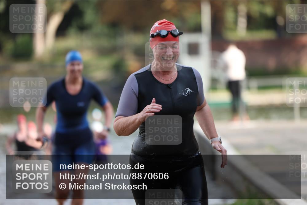 14.09.2025 - Stadtparktriathlon Michael Strokosch http://msf.ph/oto/8870606 14.09.2025 11:14:55 Schwimmen 936, 952, 963, 974, 980, 998, 1014 meine-sportfotos.de