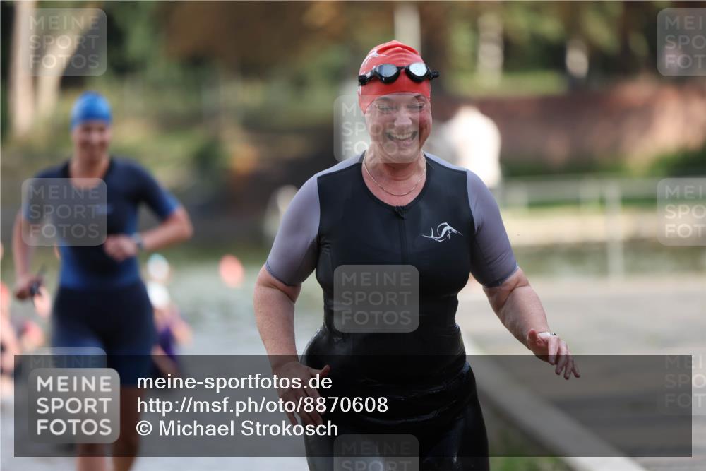 14.09.2025 - Stadtparktriathlon Michael Strokosch http://msf.ph/oto/8870608 14.09.2025 11:14:55 Schwimmen 936, 952, 963, 974, 980, 998, 1014 meine-sportfotos.de