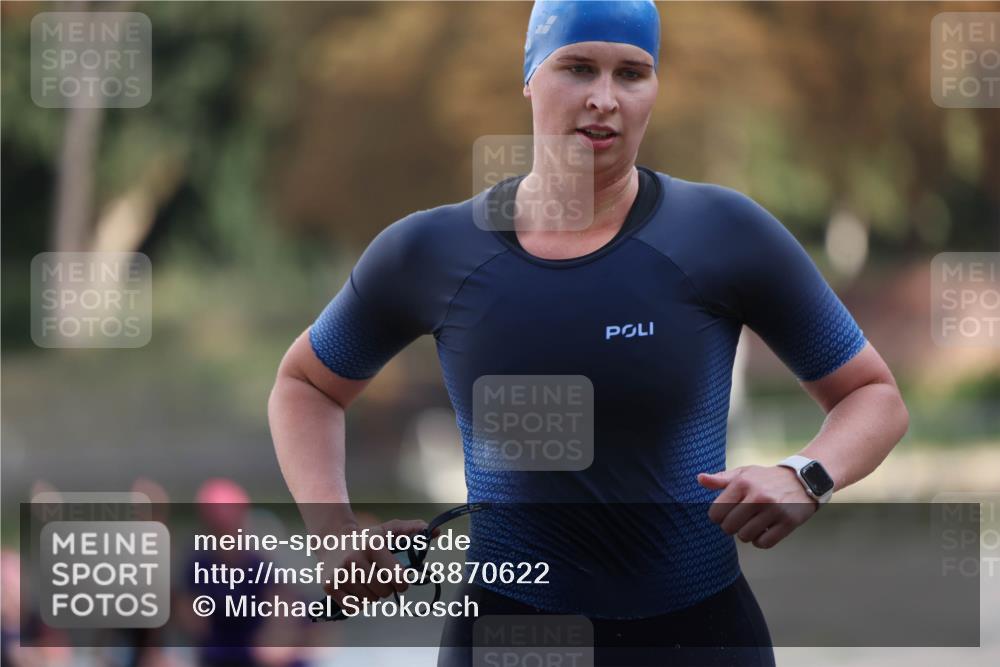 14.09.2025 - Stadtparktriathlon Michael Strokosch http://msf.ph/oto/8870622 14.09.2025 11:14:58 Schwimmen 936, 948, 952, 974, 980, 998, 1008, 1014 meine-sportfotos.de
