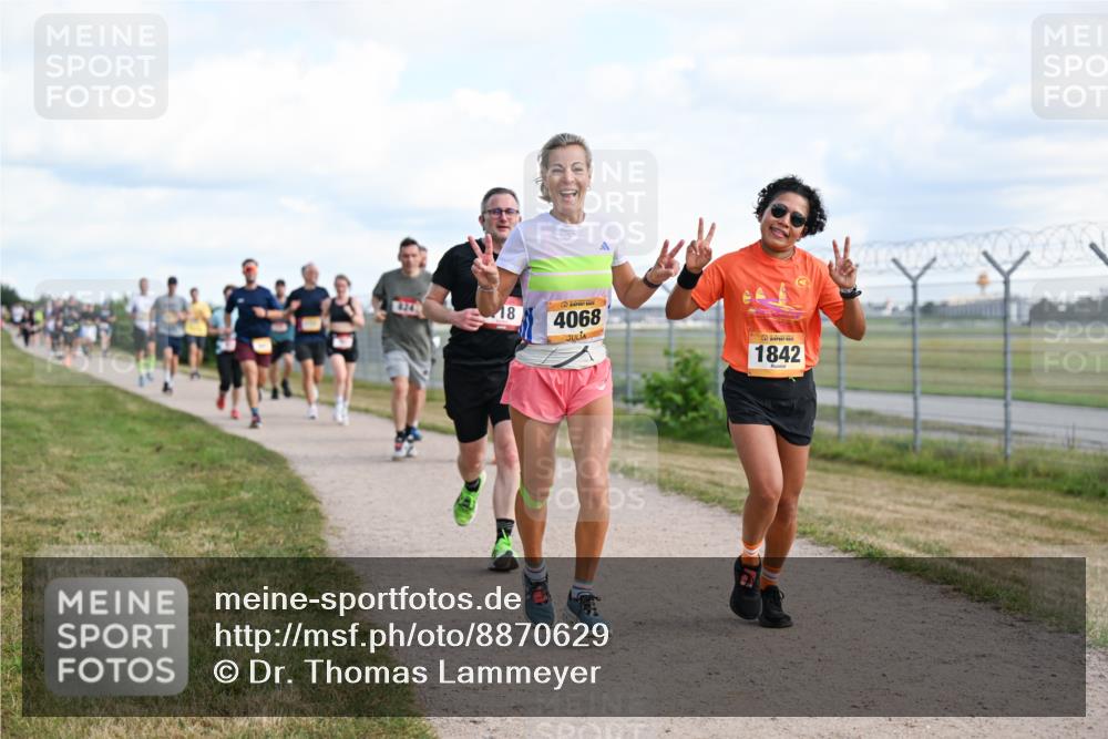 14.09.2025 - Airport Race Dr. Thomas Lammeyer http://msf.ph/oto/8870629 14.09.2025 12:15:07 Laufen 18, 4068, 1842 meine-sportfotos.de